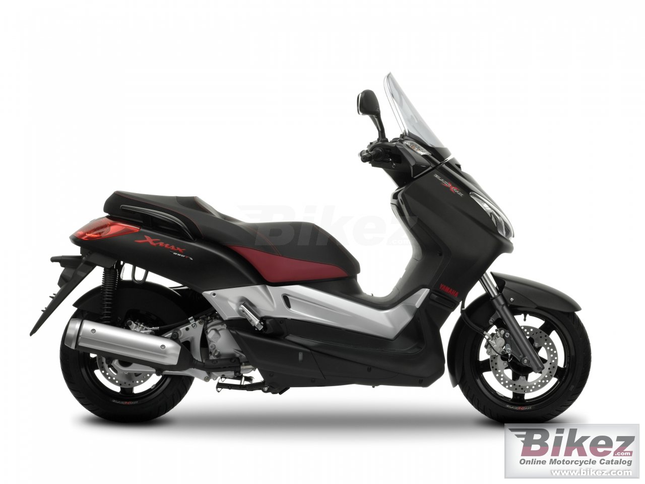 Big Yamaha black x-max 250 picture and wallpaper from Bikez.com
